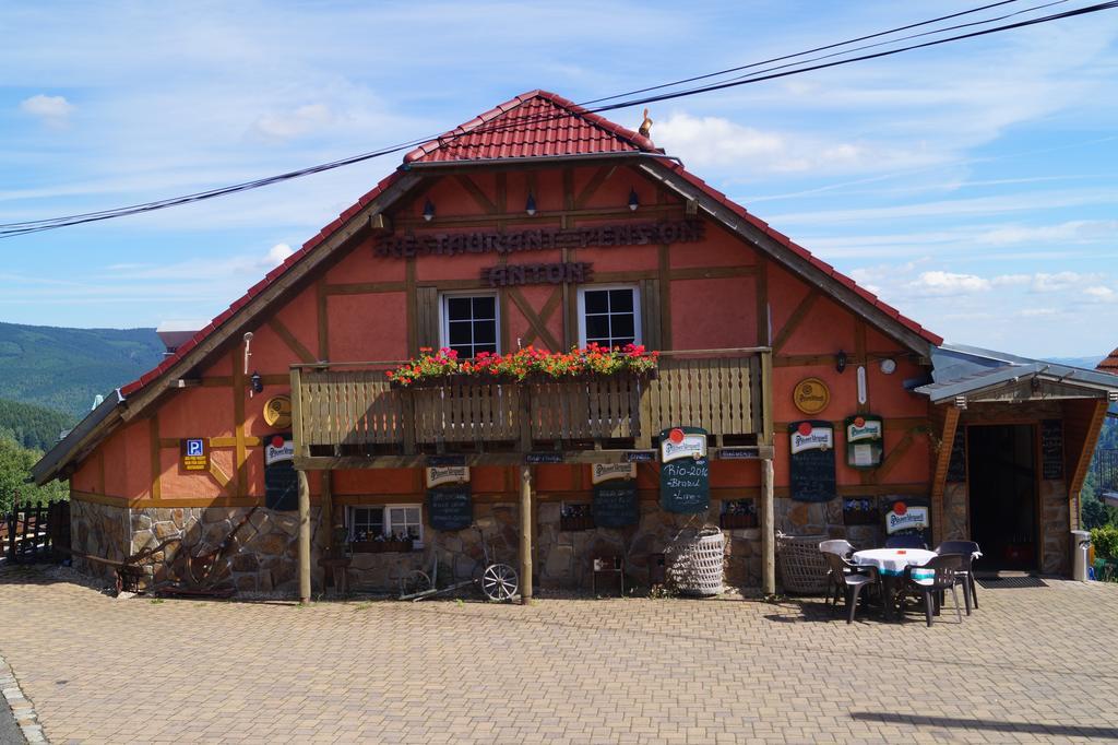Restaurant Pension-Anton Яхимів Екстер'єр фото