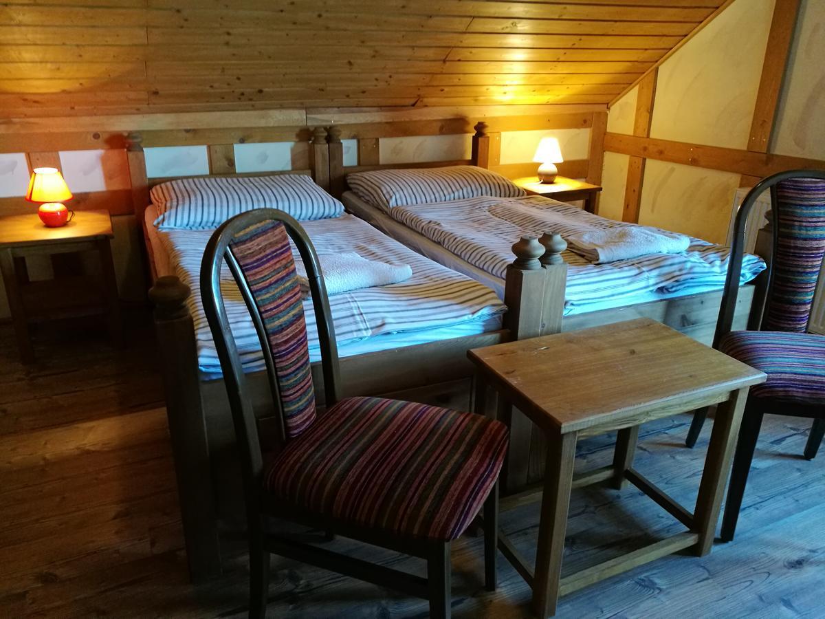 Restaurant Pension-Anton Яхимів Екстер'єр фото